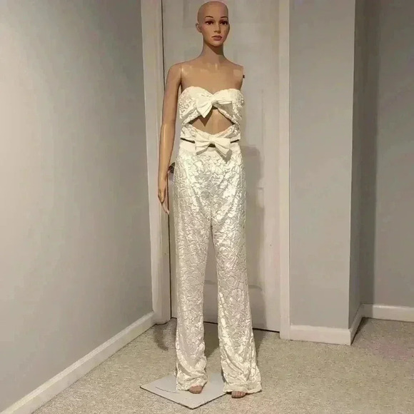 Tularosa jumpsuit - Picture 1 of 13